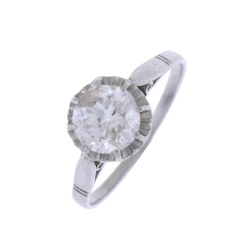 DIAMOND SOLITAIRE RING