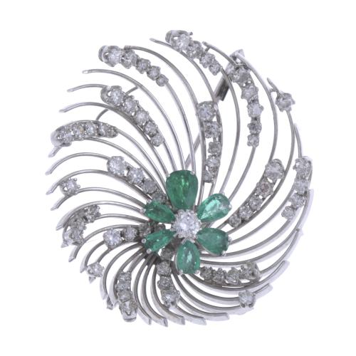 1950&#39;S BROOCH WITH EMERALDS AND DIAMONDS 