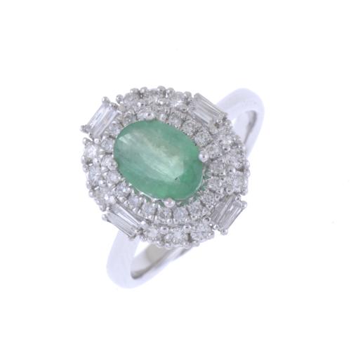 ROSETTE RING WITH EMERALD AND DIAMONDS