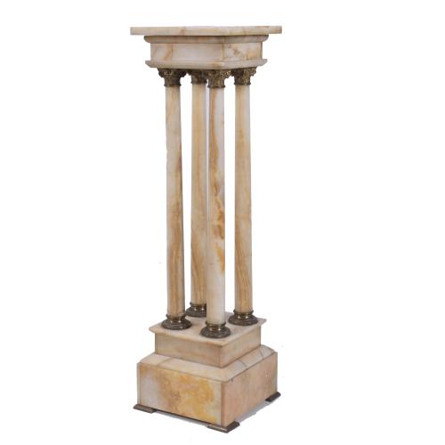 NAPOLEON III STYLE ALABASTER STAND, EARLY 20TH CENTURY.