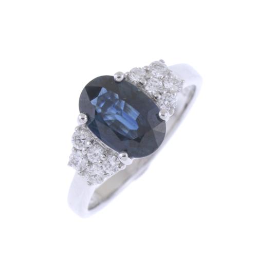 SAPPHIRE AND DIAMONDS RING