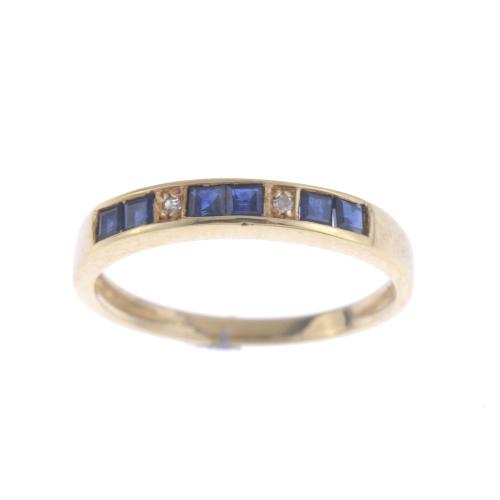 RING WITH DIAMONDS AND SAPPHIRES