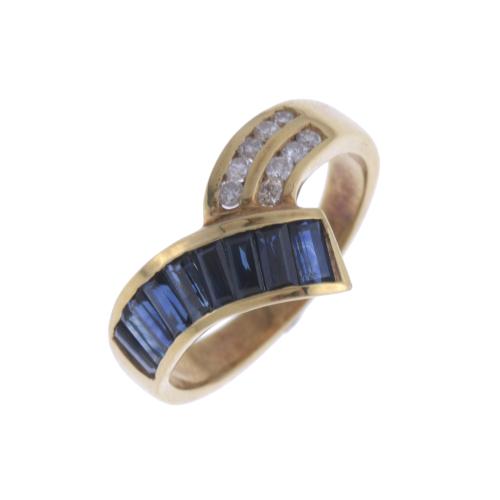 RING WITH SAPPHIRES AND DIAMONDS