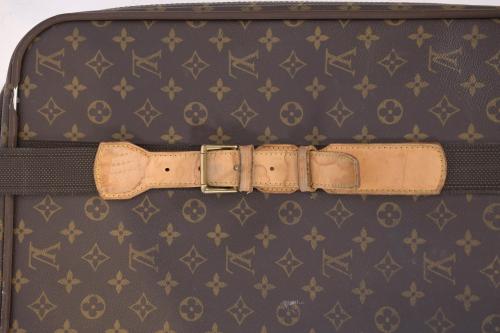 LOUIS VUITTON. MALETA MODELO "SATÉLITE 65".