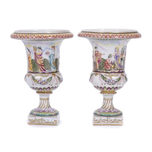 PAIR OF CAPODIMONTE PORCELAIN GOBLETS, MID 20TH CENTURY.