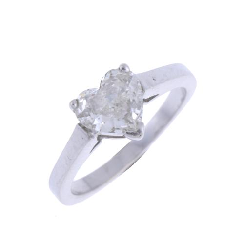 GOLD AND DIAMOND SOLITAIRE RING