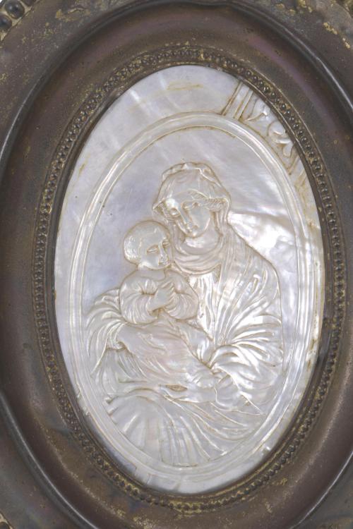 PAIR OF MOTHER-OF-PEARL PLAQUES, 20TH CENTURY.