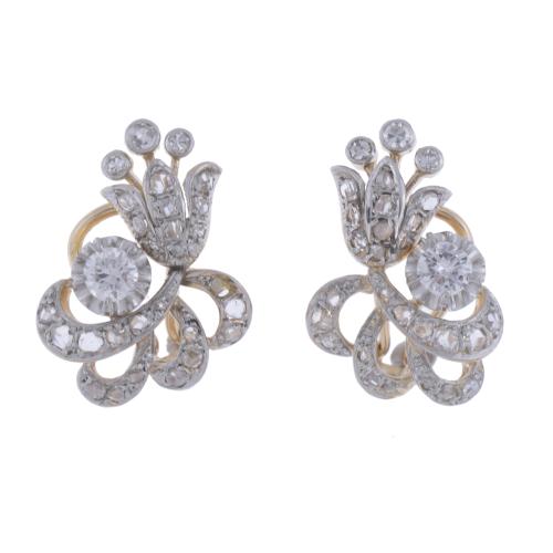 PENDIENTES MODERNISTAS CON DIAMANTES