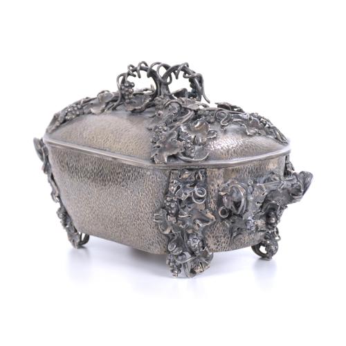 SILVER TABLE BOX, SECOND HALF OF THE 20TH CENTURY.