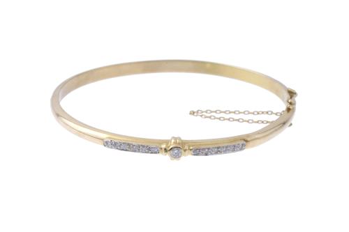 DIAMONDS BANGLE BRACELET