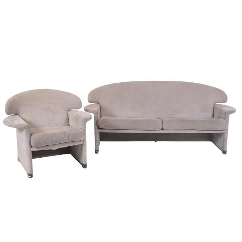 AFRA BIANCHIN (1937) & TOBIA SCARPA (1935).   CONJUNTO DE SILLÓN Y SOFA MODELO "RONDA", CIRCA 1980.