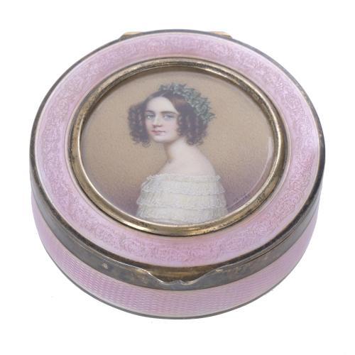 CAJITA AUSTRÍACA BIEDERMEIER CON MINIATURA, CIRCA 1830 - 1840.