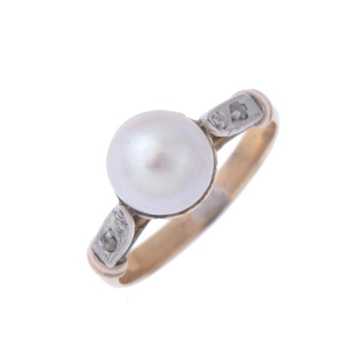 ART DECÓ RING WITH PEARL.