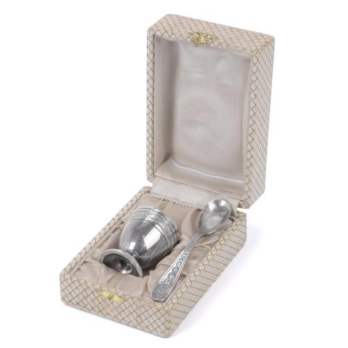 CHRISTOFLE. EGG-CUP AND SPOON SET IN SILVER, CIRCA 1930 - 1