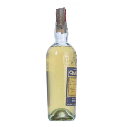 CHARTREUSE.  YELLOW LIQUOR BOTTLE, 1959 - 1965.