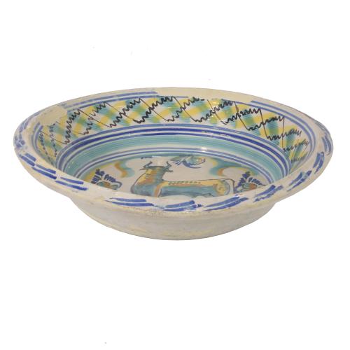 SEVILLIAN CERAMIC BASIN FROM TRIANA, 19TH CENTURY.