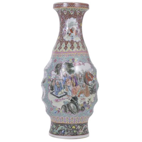 CHINESE ROSE FAMILY VASE, CIRCA 1950.