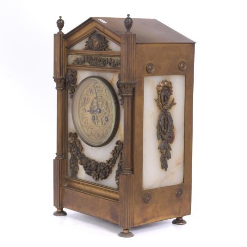 FRENCH TABLE CLOCK, EARLY 20TH CENTURY.