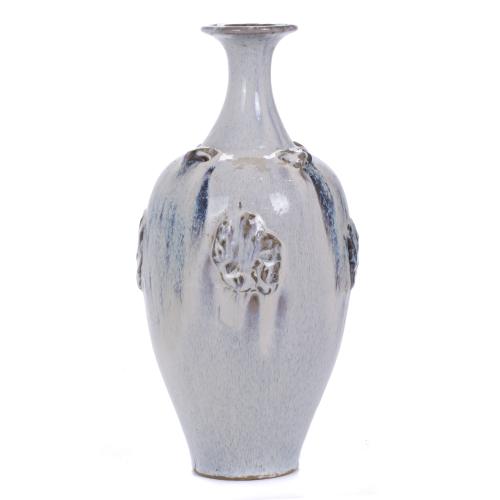 CHINESE VASE, REPUBLIC ERA, 20TH CENTURY.