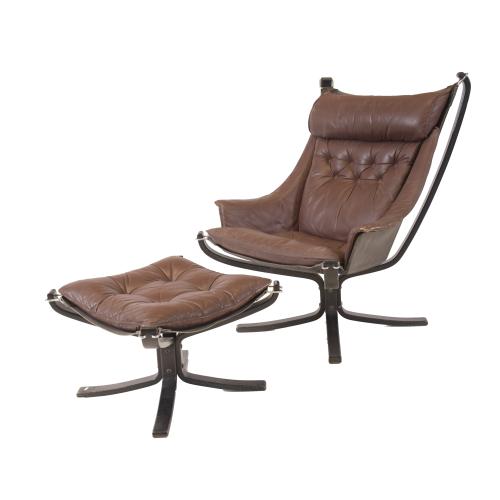 SIGURD RESSELL (1920 - 2010).   FOR VATNE MØBLER. "FALCON" MODEL ARMCHAIR, CIRCA 1960.