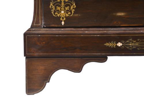 Pair of Elizabethan chests of drawers, 19th century.