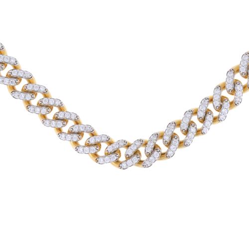 Links chain necklace with zircons.