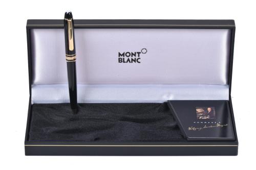 MONTBLANC. Bolígrafo modelo "Meisterstück".