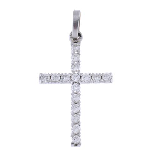 Cruz colgante con diamantes.