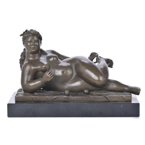 SIGUIENDO MODELOS DE FERNANDO BOTERO (1932 - 2023).  "Paulina Borghese".