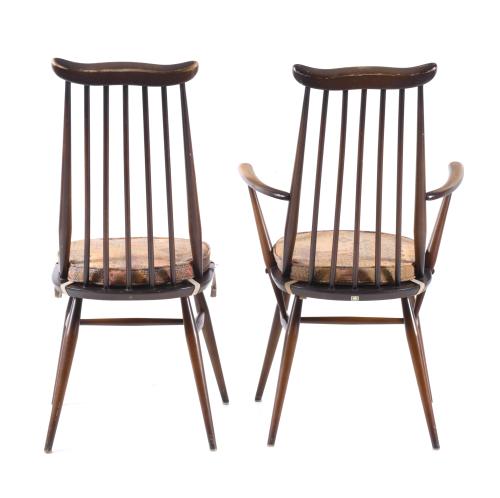 ERCOL.  Conjunto de cuatro sillas modelo "Ercol Goldsmith" 