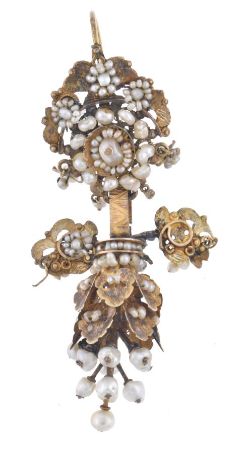 Valencian Neoclassical style popular earrings. Early 20th c