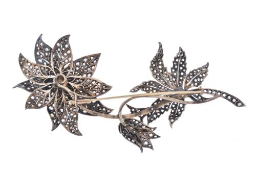 French Belle Epoque floral brooch with diamonds, late 19th 