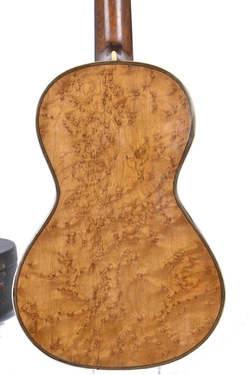 Guitarra barcelonesa Ribot y Alcañiz, circa 1880 - 1900. 