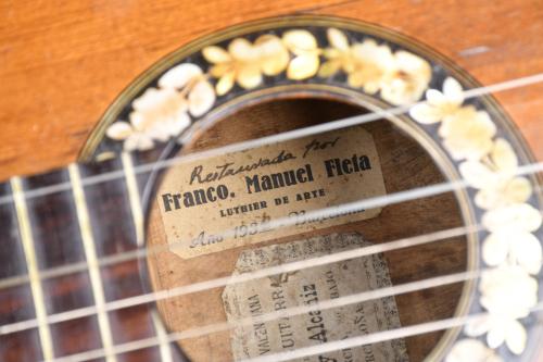 Guitarra barcelonesa Ribot y Alcañiz, circa 1880 - 1900. 