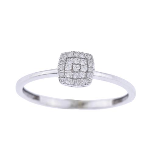 Ring with diamonds pavé.