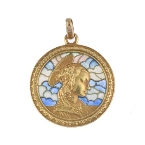 MASRIERA I CARRERAS. Pendant with Madonna in enamel.